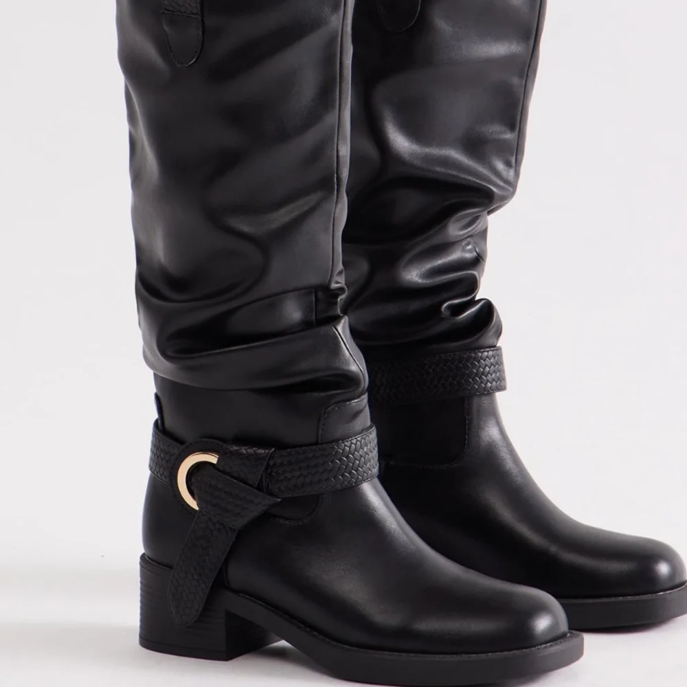 Black Women's braided Buckle Boots - Picture 7 of 7